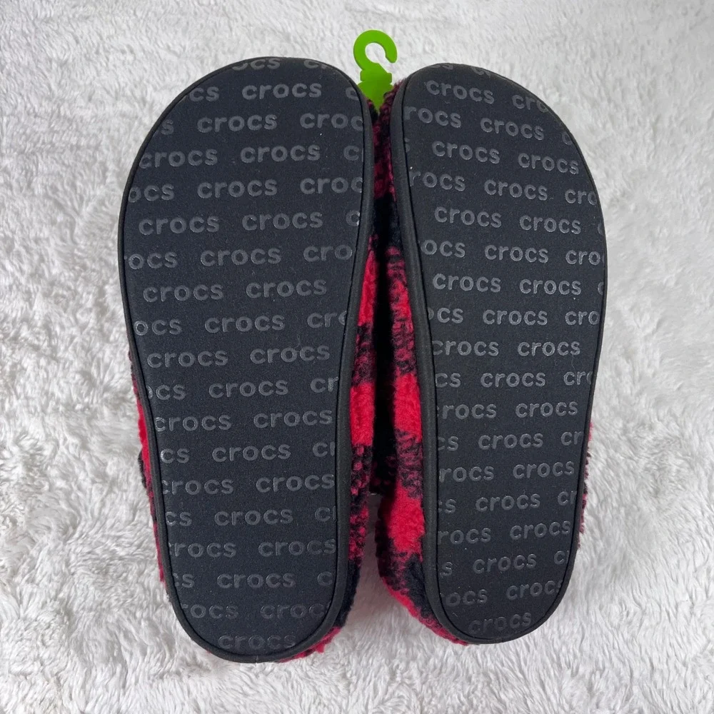 Crocs Classic Buff Check Cozzzyslipper Red Black Buffalo Plaid 210755-6WG Mens 7